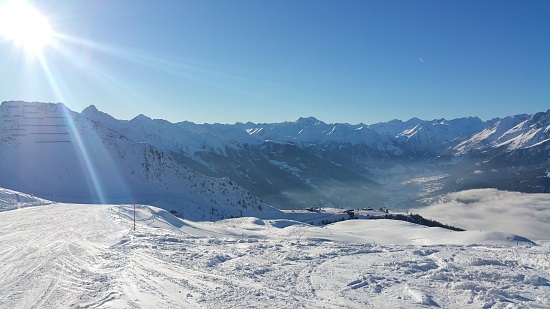 Frischer Pulverschnee lädt zu herrlichen Tiefschneeschwüngen ein