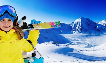 Skifahren für Kinder im Winter (Fotolia_58908891_M)